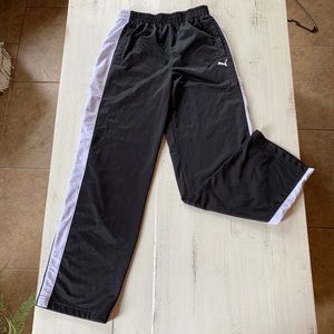 Boys Puma sweatpants